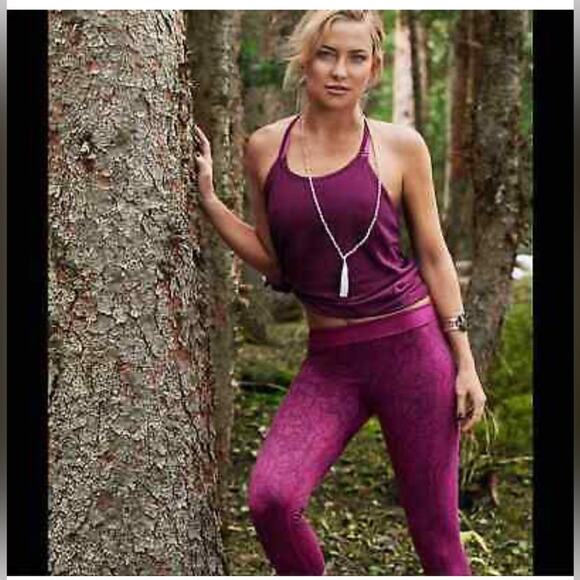 Fabletics Seamless Sebastian Capri Leggings - Picture 1 of 10